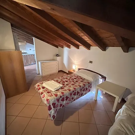 Dante 8 Flat Apartment Cremona